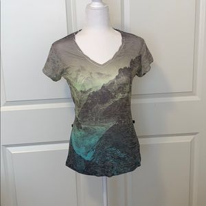 The North Face colorful Mountain print tee shirt.